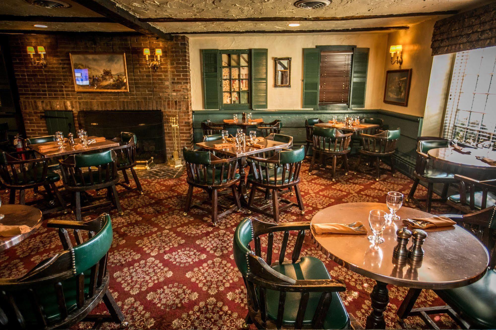 The Olde Mill Inn Basking Ridge Экстерьер фото