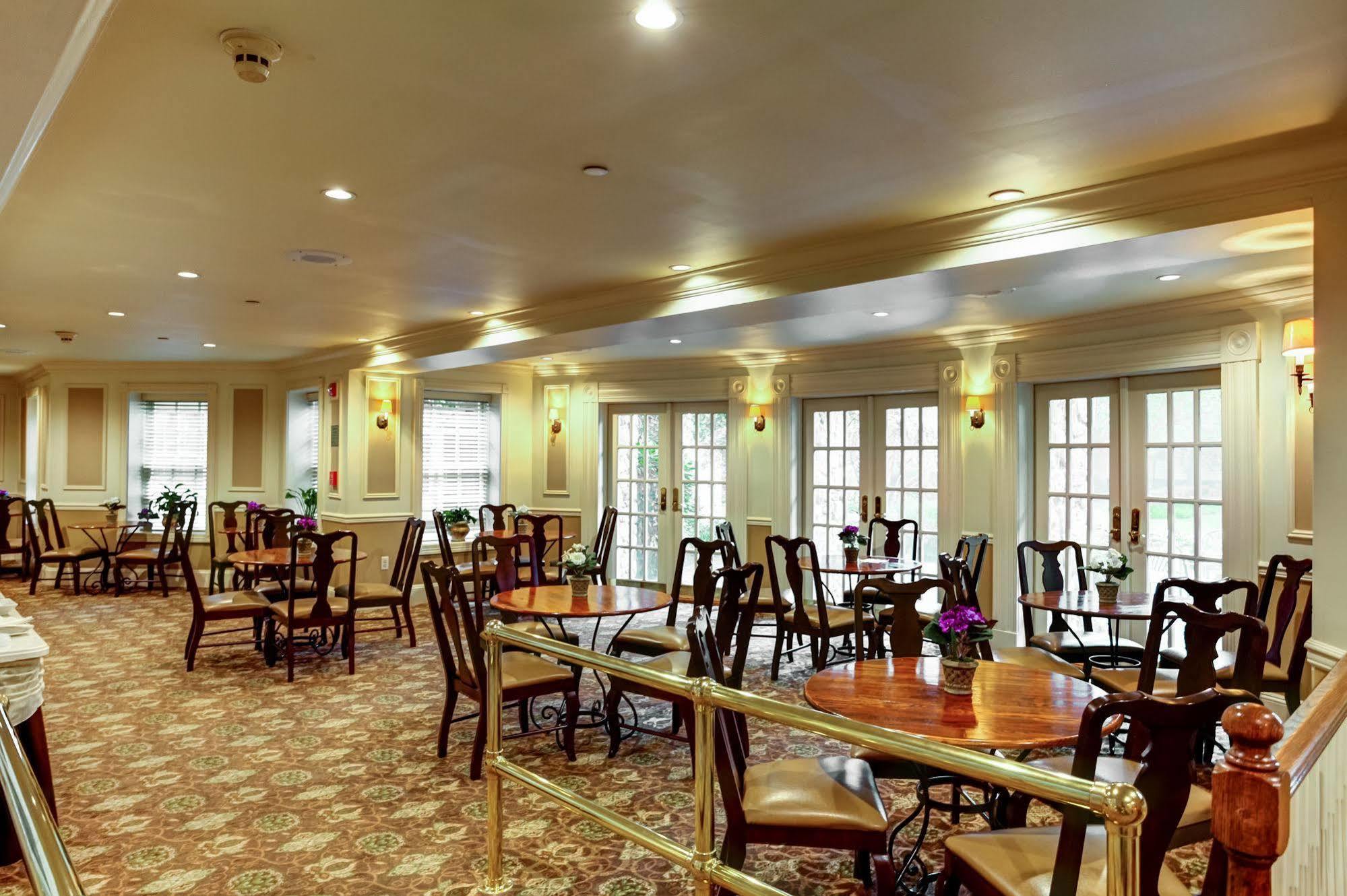 The Olde Mill Inn Basking Ridge Экстерьер фото